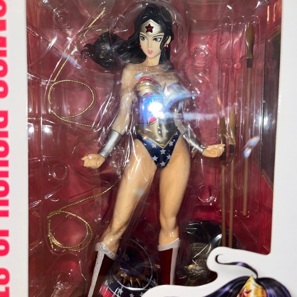 KOTOBUKIYA DC COMICS BISHOUJO WONDER WOMAN STATUE - Picture 1 of 7